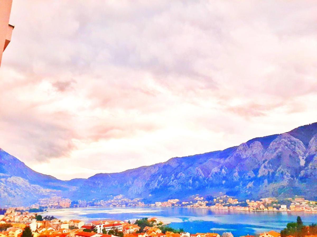 Apartments Panoramica Kotor Eksteriør billede