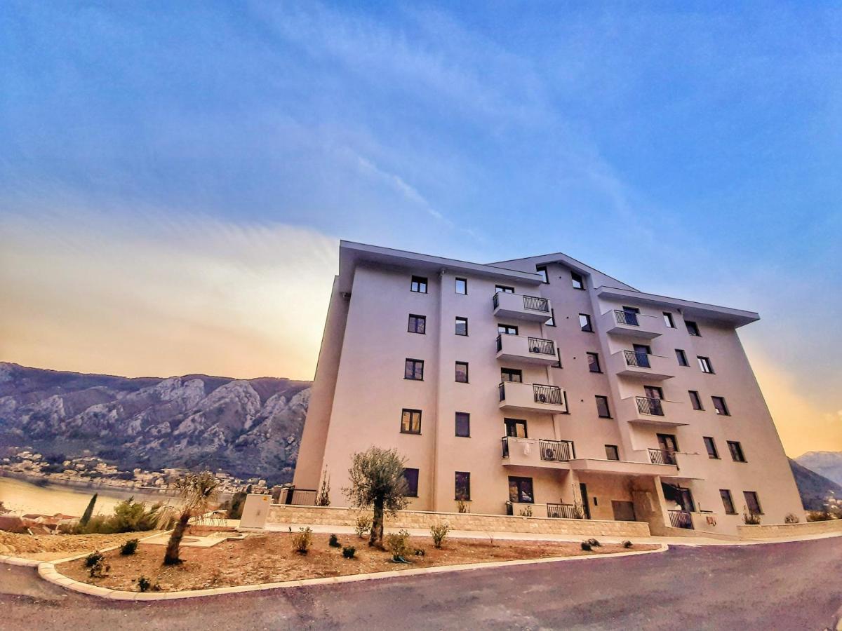 Apartments Panoramica Kotor Eksteriør billede